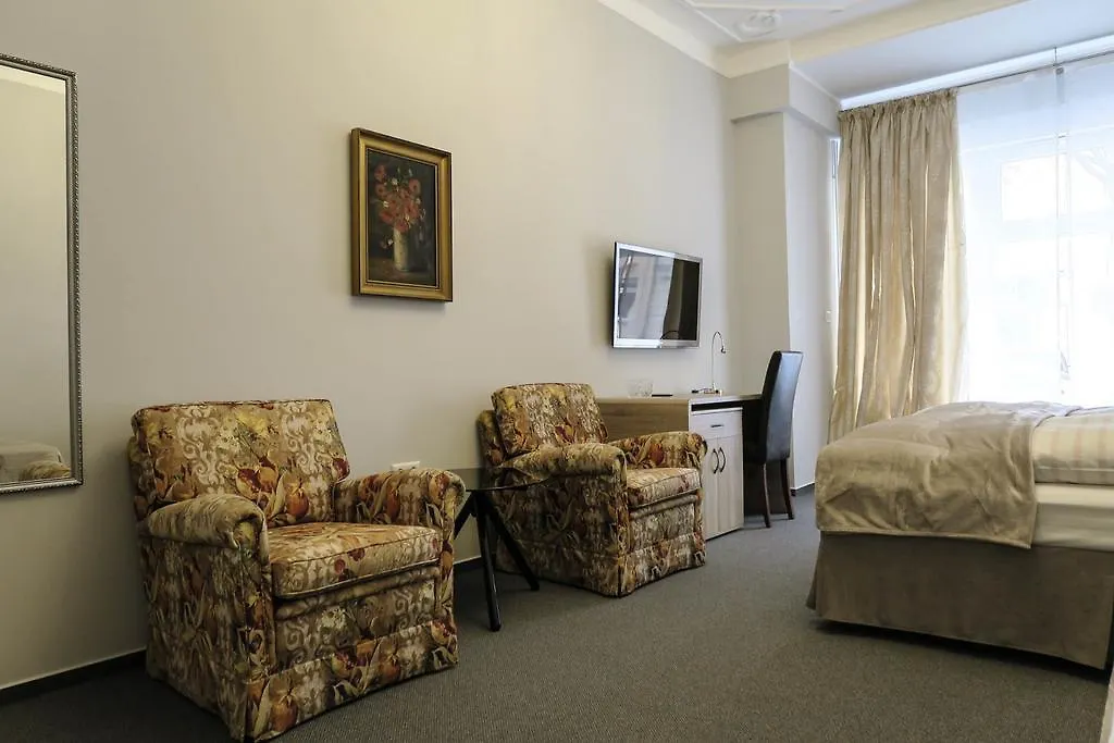 Konukevi Hotel Pension Schafer Berlin Almanya
